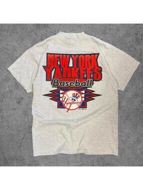 Vintage 1997 New York Yankees Baseball Tee